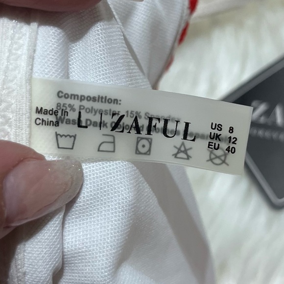 NWT Zaful white and red bikini bottoms size L - Picture 2 of 3